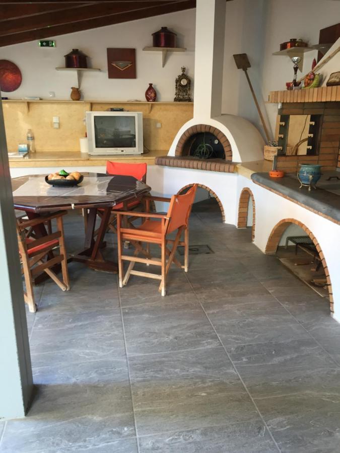 ليفكاندي شالكيداس Chaliotis Apartments المظهر الخارجي الصورة