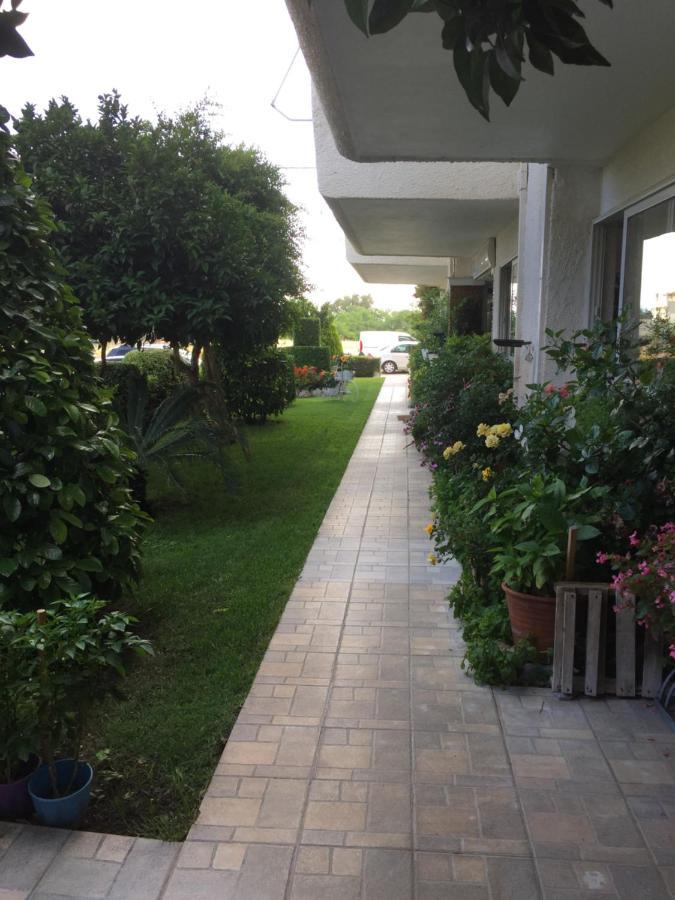 ليفكاندي شالكيداس Chaliotis Apartments المظهر الخارجي الصورة