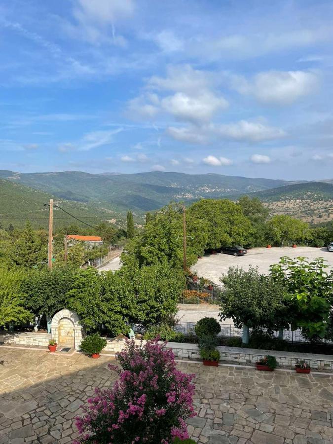 ليفكاندي شالكيداس Chaliotis Apartments المظهر الخارجي الصورة