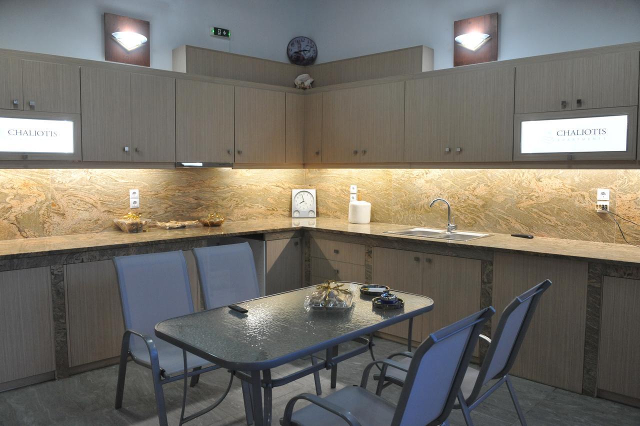 ليفكاندي شالكيداس Chaliotis Apartments المظهر الخارجي الصورة