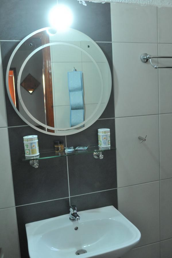 ليفكاندي شالكيداس Chaliotis Apartments المظهر الخارجي الصورة