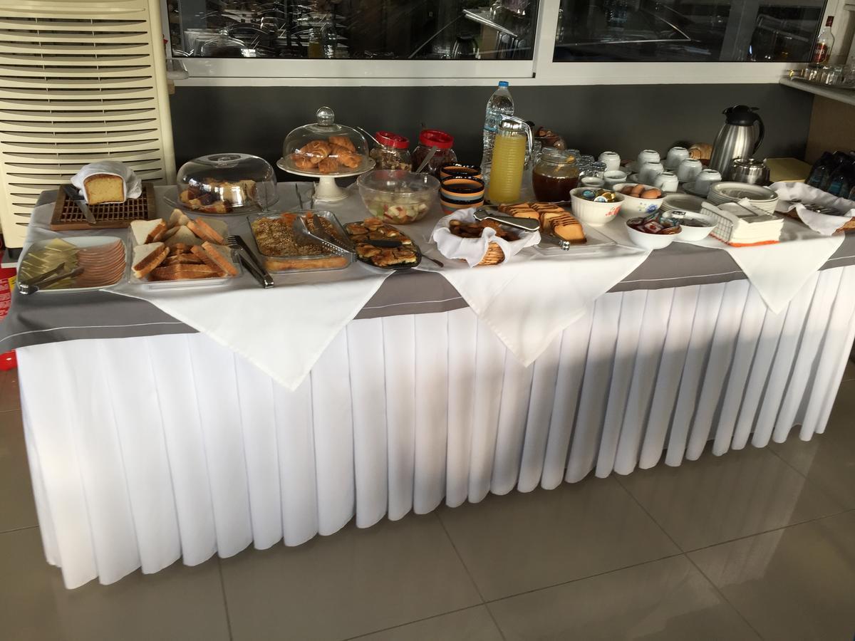 ليفكاندي شالكيداس Chaliotis Apartments المظهر الخارجي الصورة